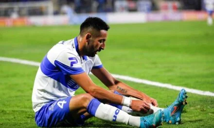 Mauricio Isla pone fin a su etapa en Universidad Católica: Un adiós marcado por altibajos